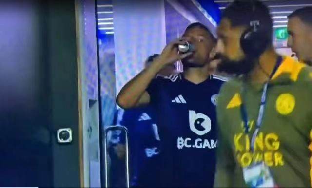 1724192921045006798.jpg 001c763b24ad28fda55dd12beac9815.jpg